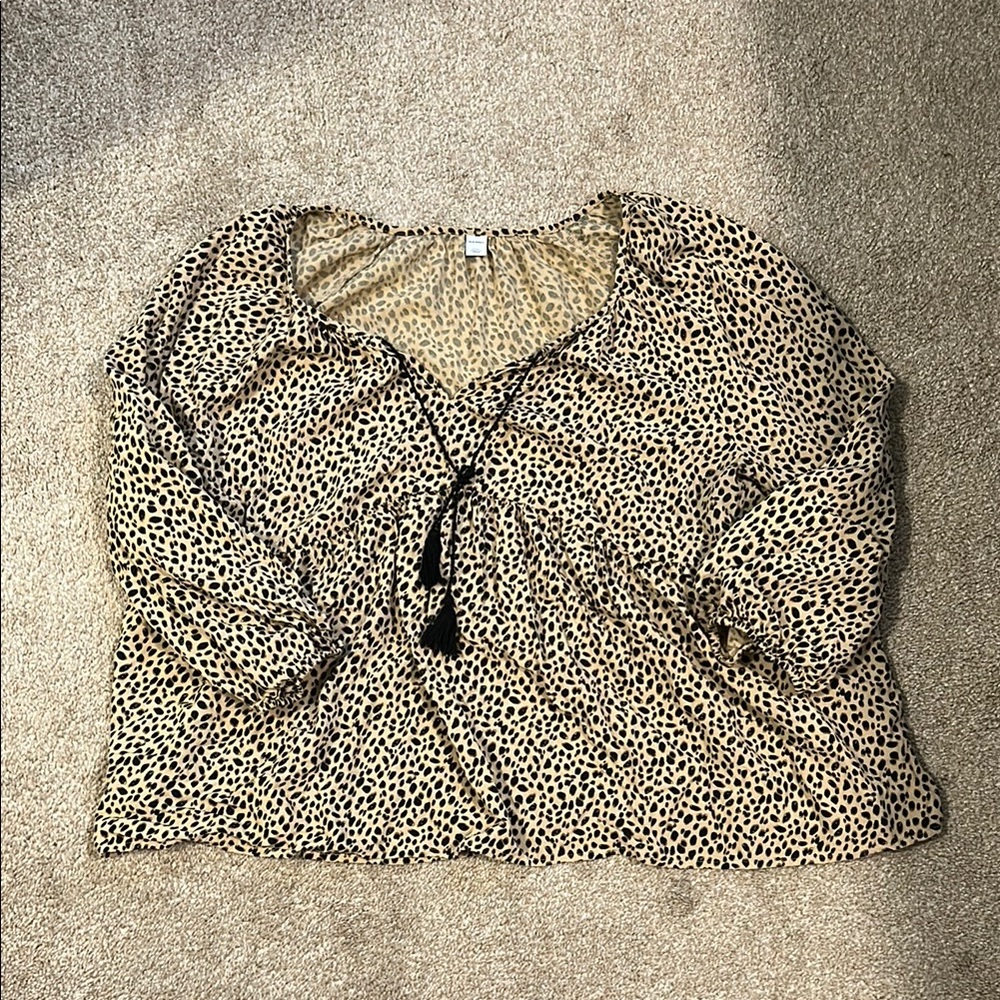 Old Navy Leopard Print Tie Front Blouse